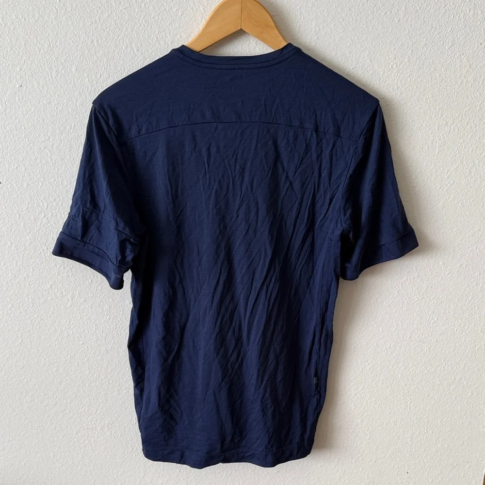 Rapha sz S Navy Blue Merino Men's Shirt great pre owned condition.